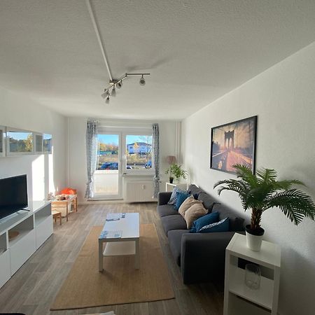 Elboase Mit Zwei Schlafzimmern Magdeburg Exteriör bild